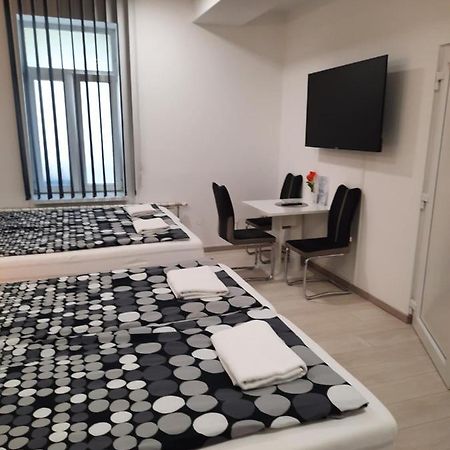 Apartments Petrova170 Zagreb Ngoại thất bức ảnh