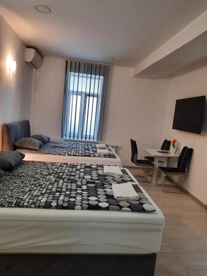 Apartments Petrova170 Zagreb Ngoại thất bức ảnh
