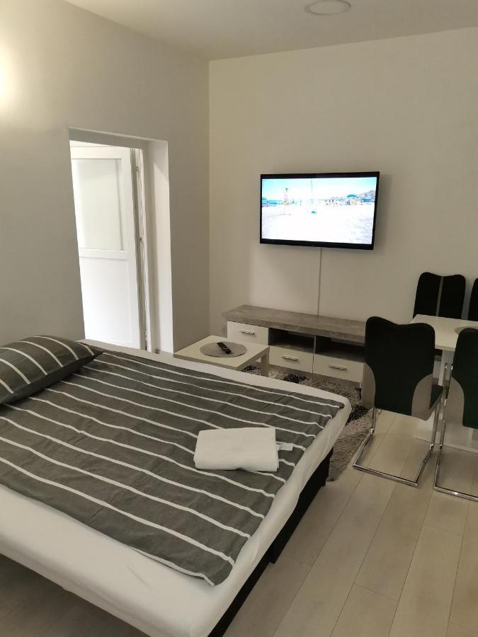 Apartments Petrova170 Zagreb Ngoại thất bức ảnh