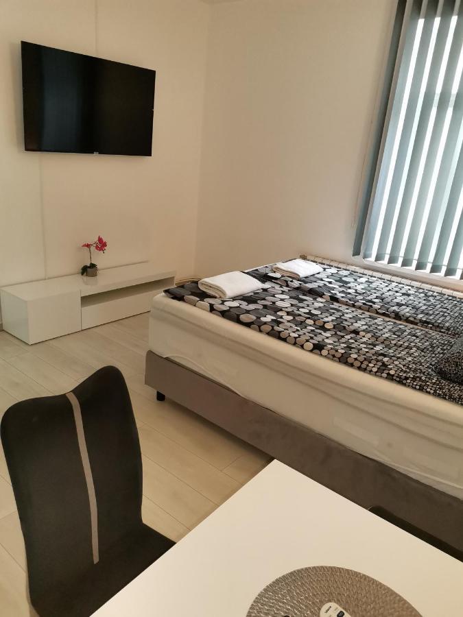 Apartments Petrova170 Zagreb Ngoại thất bức ảnh