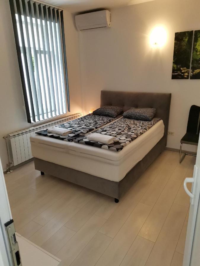 Apartments Petrova170 Zagreb Ngoại thất bức ảnh