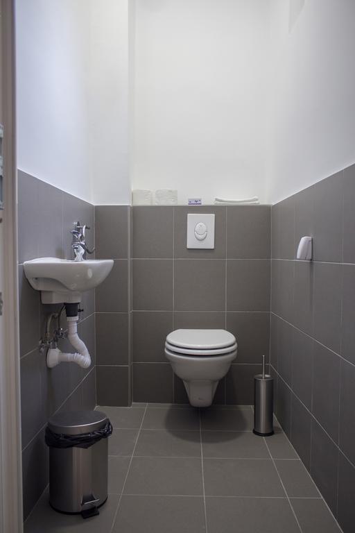 Apartments Petrova170 Zagreb Ngoại thất bức ảnh