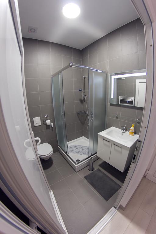 Apartments Petrova170 Zagreb Ngoại thất bức ảnh